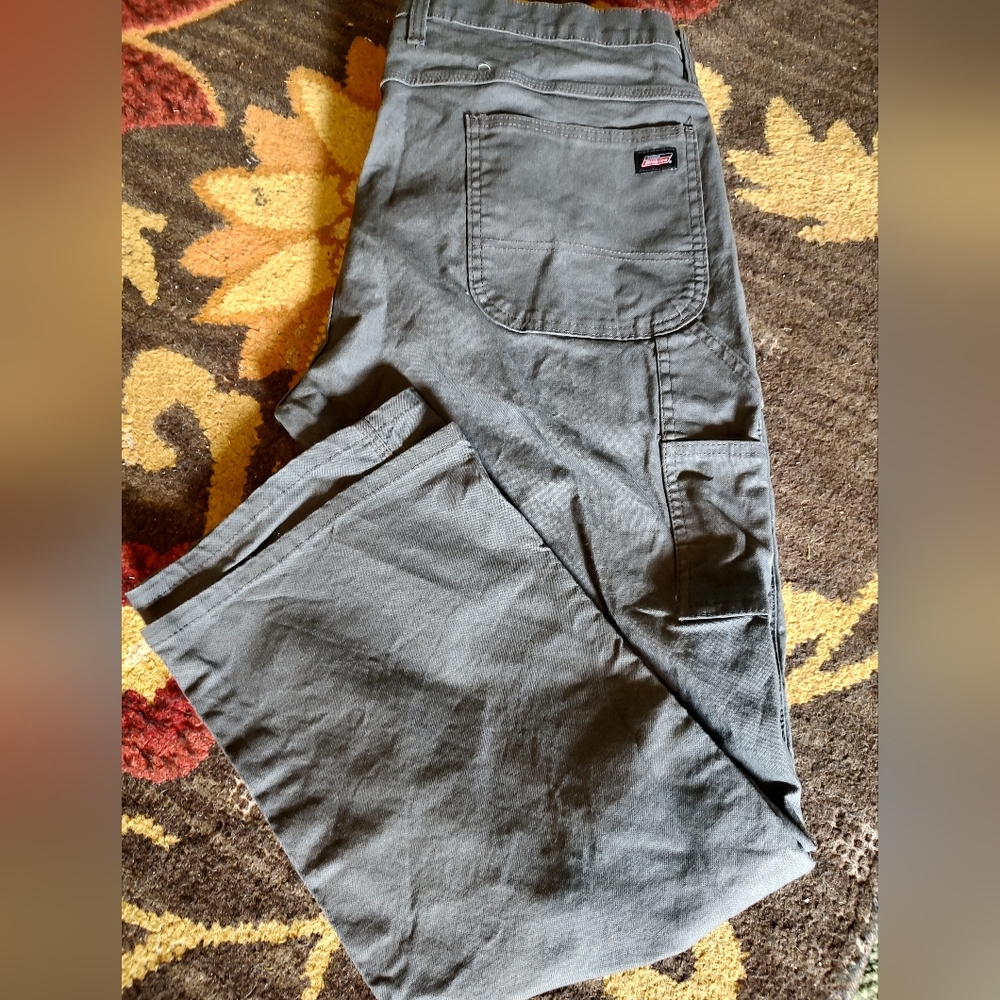 Men's Gray Dickies 40x30 pants